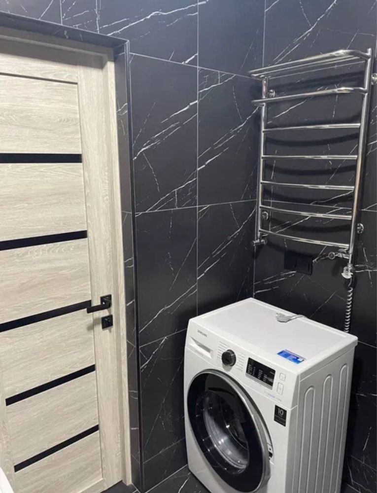 Spacious Modern Apartment near Arsenal with Amenities