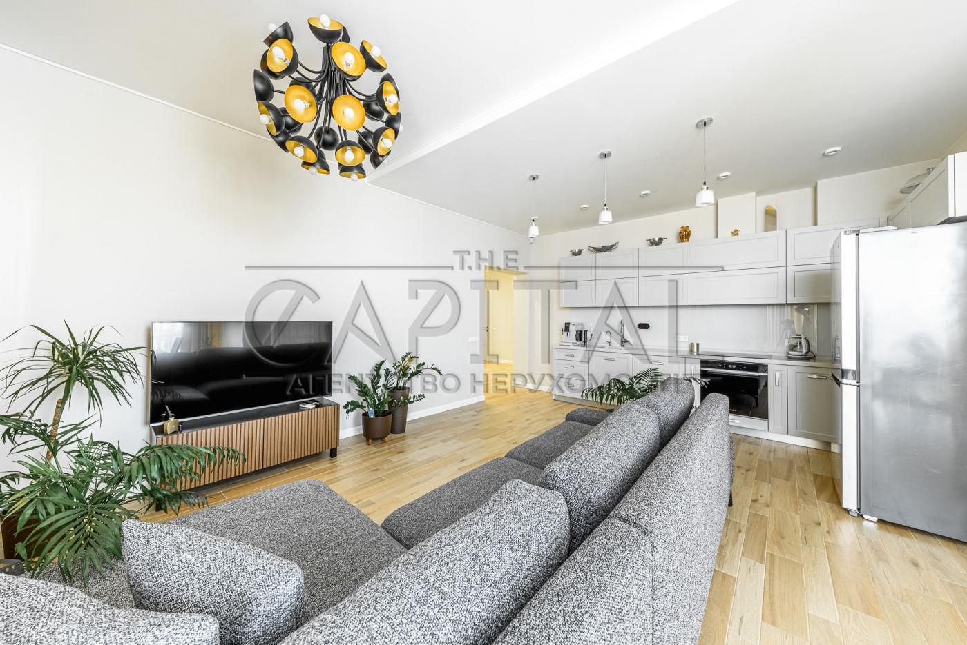 4-Room Apartment in Novopechersky Dvor Residential Complex, Pechersk District
