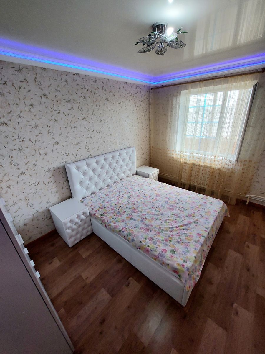 Two-bedroom apartment in Mykolaiv, Inhulskyi District, Kytoboiv Street