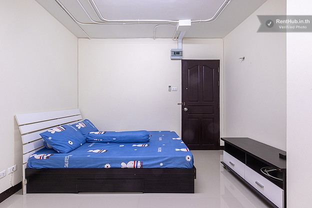 K.R Living - Modern Apartment Near BTS KrungTonburi