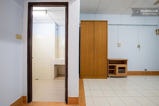 Affordable Apartment Near Sukhumvit Road with Full Facilities