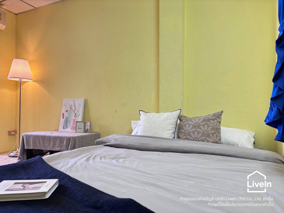 LiveIn @ Charoenrat Apartment - Affordable Near PIM