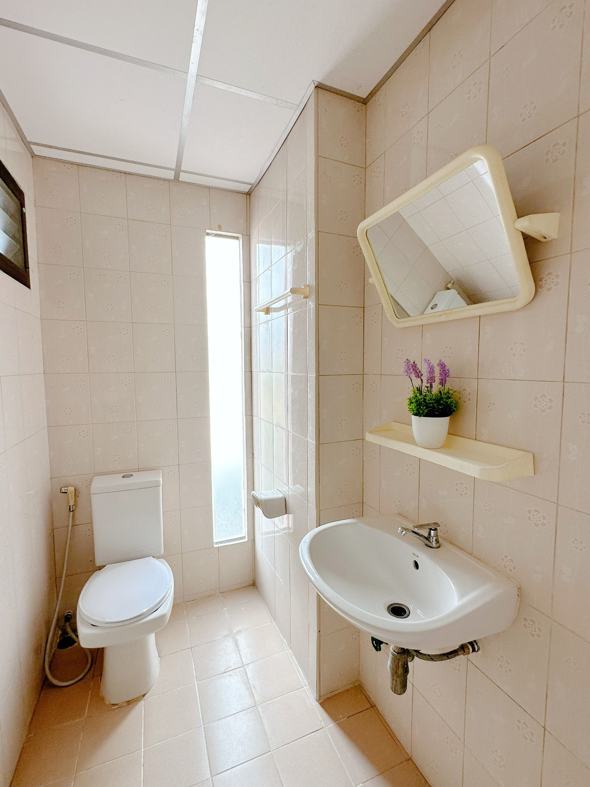 ML Mansion - Fully-Furnished Apartment near MRT Pink Line