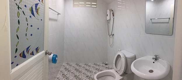 Compact Rental Unit with Modern Amenities