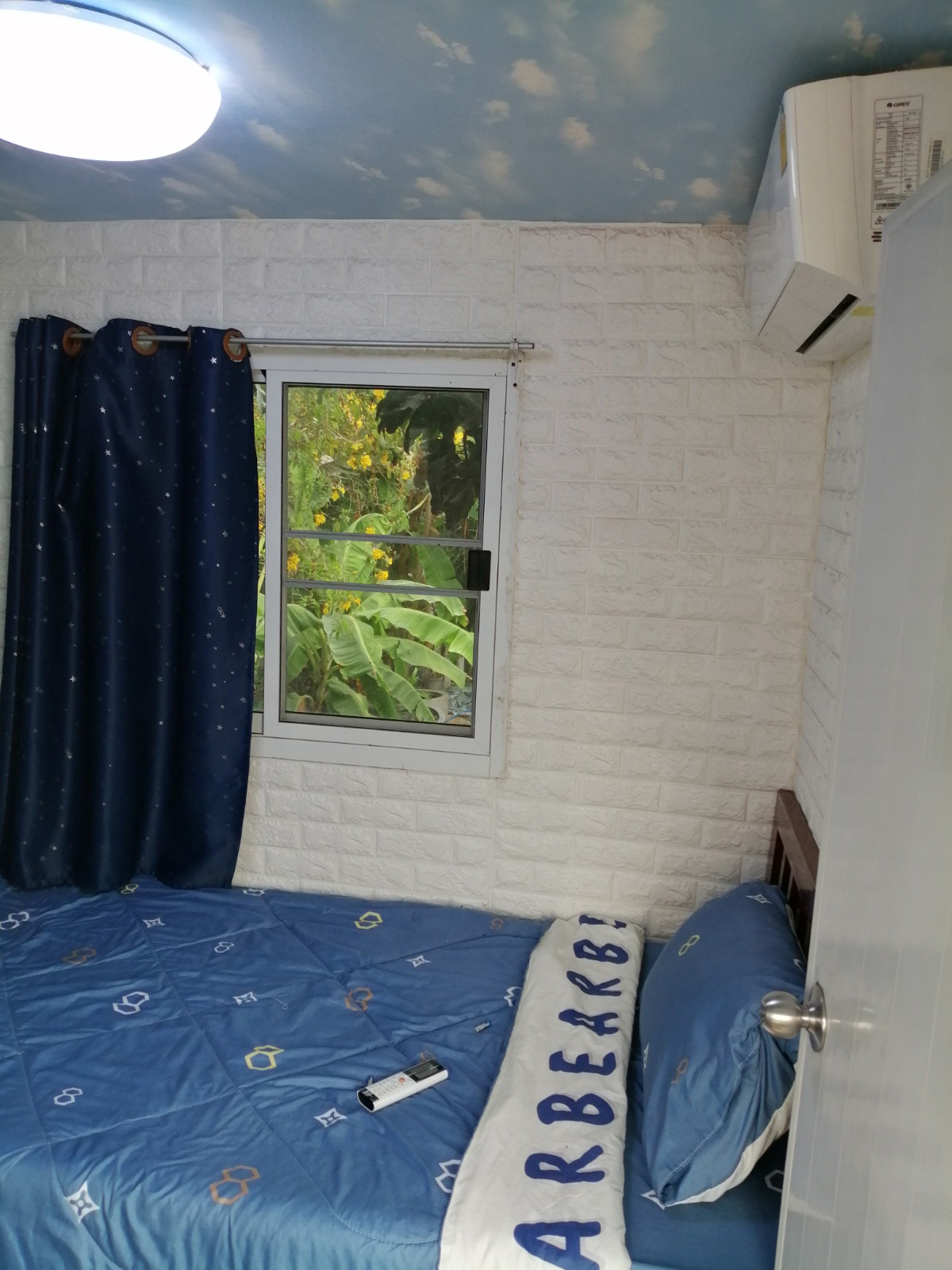 Renovated calm safe clean tropical living space