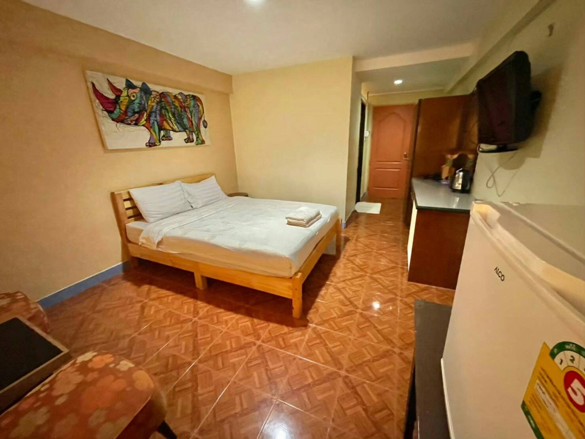 Silver Park Mansion - Affordable Daily and Monthly Accommodation in Chiang Mai