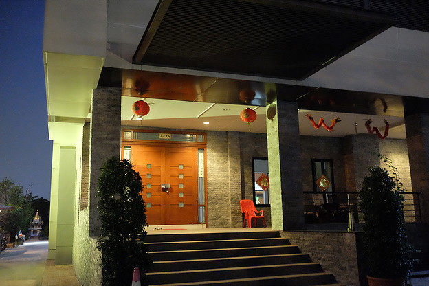 Affordable Daily/Monthly Rental Near Seacon Bang and Southern Bus Station