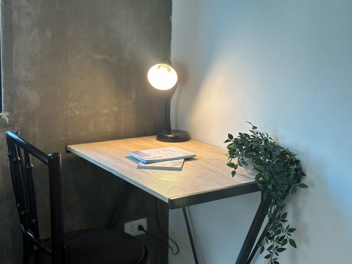Compact Studio Apartment in Sathorn-Charoen Krung Area