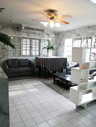 Studio Apartment in Jitrapar Mansion, Thong Lor, Bangkok