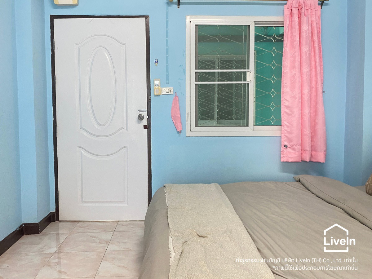 LiveIn @ Boonland Mansion - Studio Apartments near Ratchathani Hospital