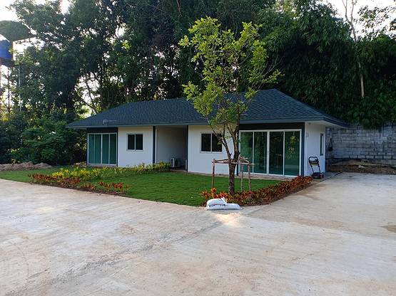 Compact Rental Unit with Modern Amenities