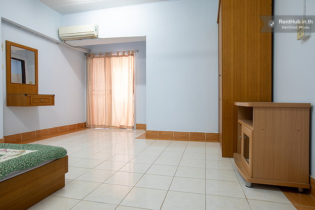 Affordable Apartment Near Sukhumvit Road with Full Facilities