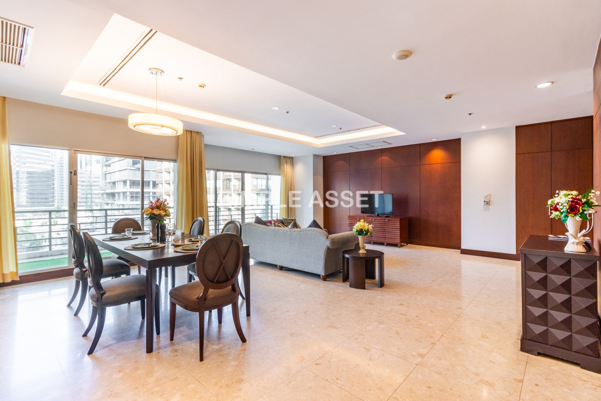 Luxury Residence near Wireless Road, Lumpini Park with Premium Amenities