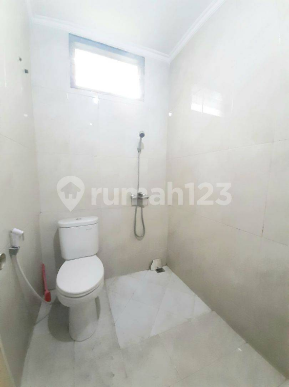 Spacious 4-Bedroom House in Secure Complex