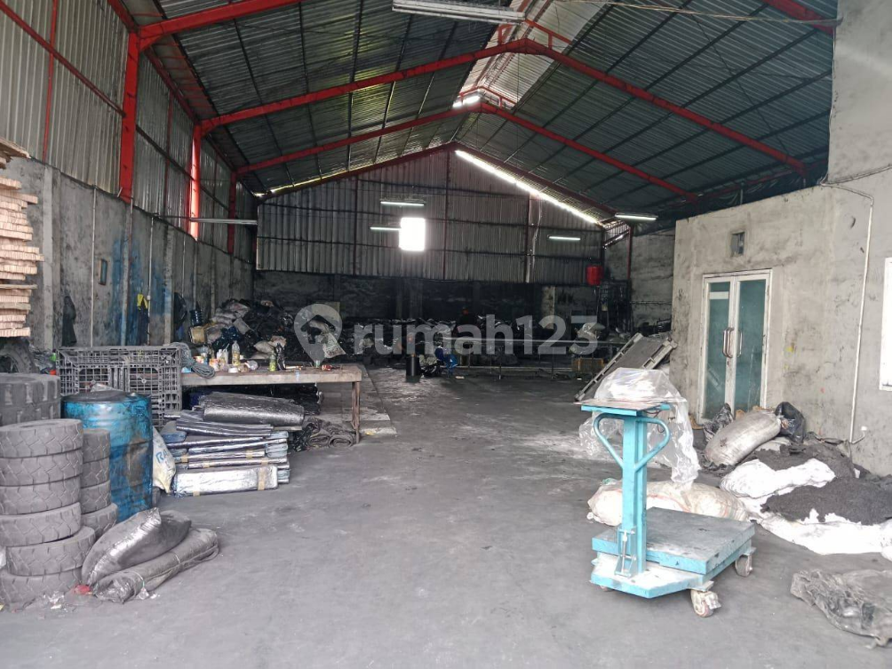 Large Industrial Warehouse Near Jababeka Industrial Area