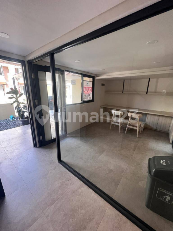 Modern 3-Floor Furnished Workspace with Strategic Location