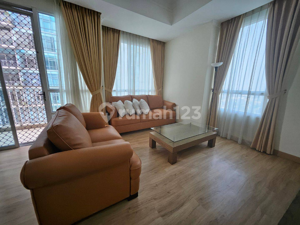 Modern 3-Bedroom Apartment with Green Surroundings