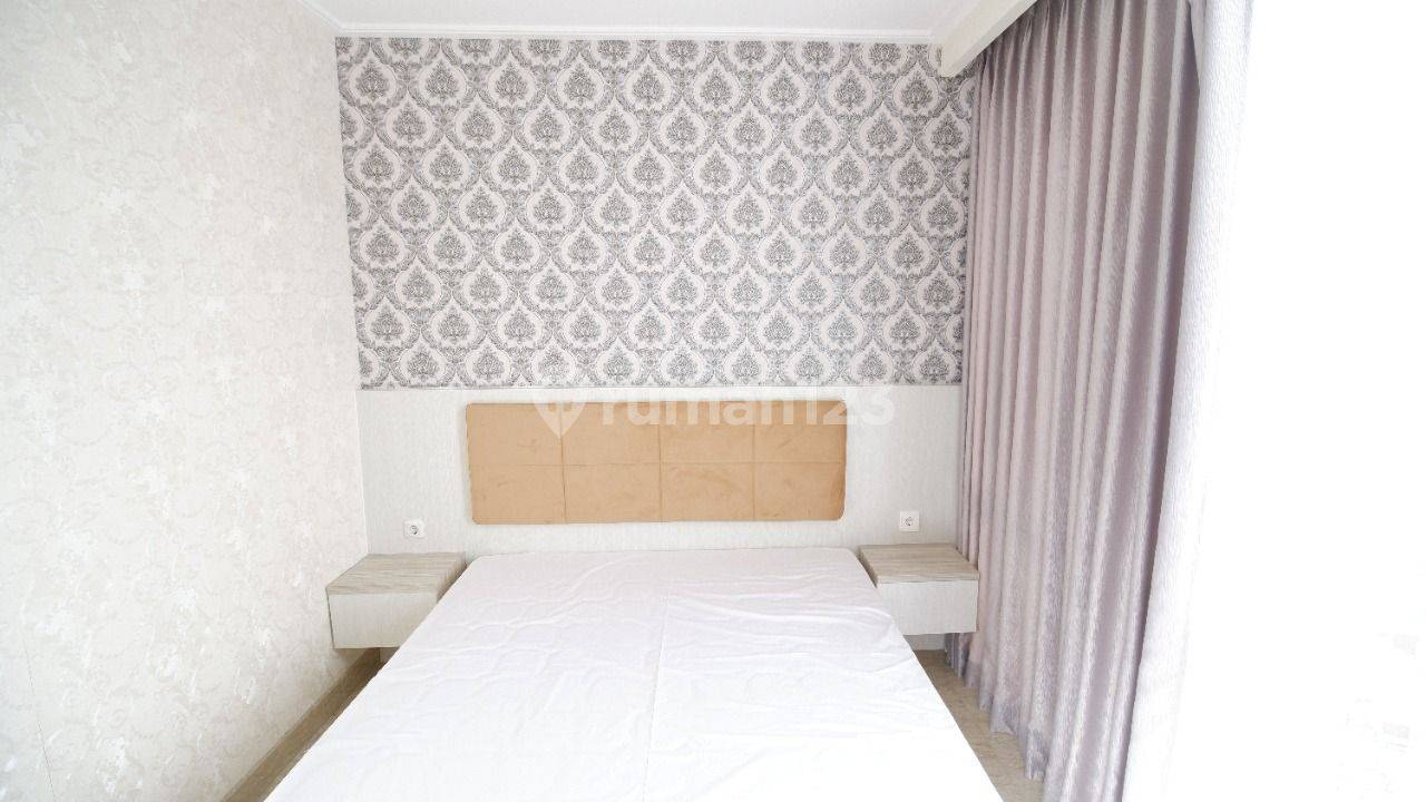 Modern 2BR Furnished Apartment in Menteng Park