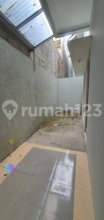 Modern House with Security and Ready to Move In