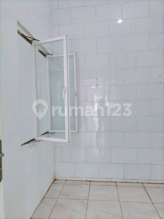 Modern House for Rent in Wonorejo Rungkut