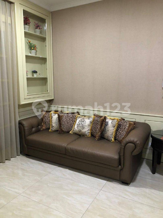 Large 3-Bedroom Penthouse with City Views