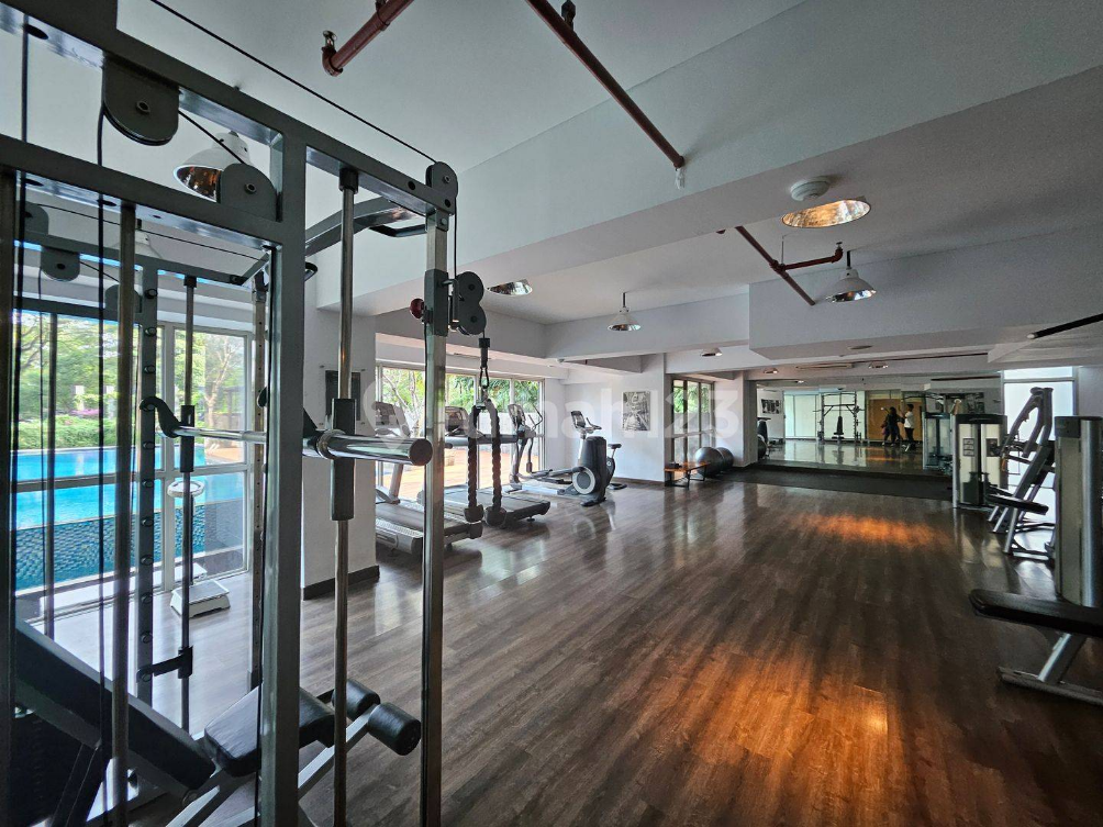 Luxury 2-Bedroom Apartment with Private Lift