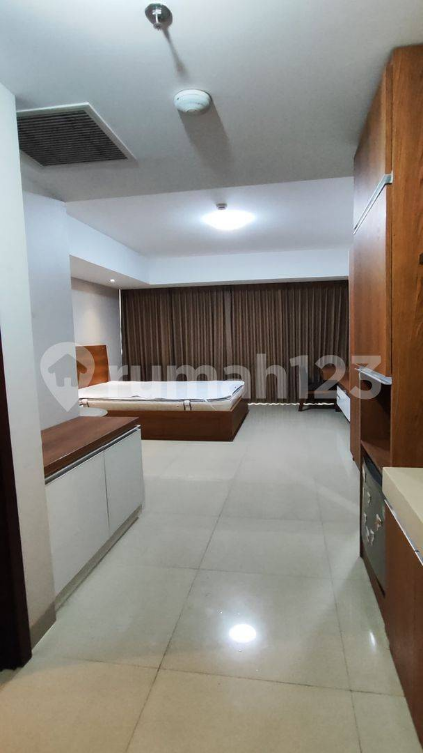 Furnished Apartment Near UPH University and Karawaci Mall