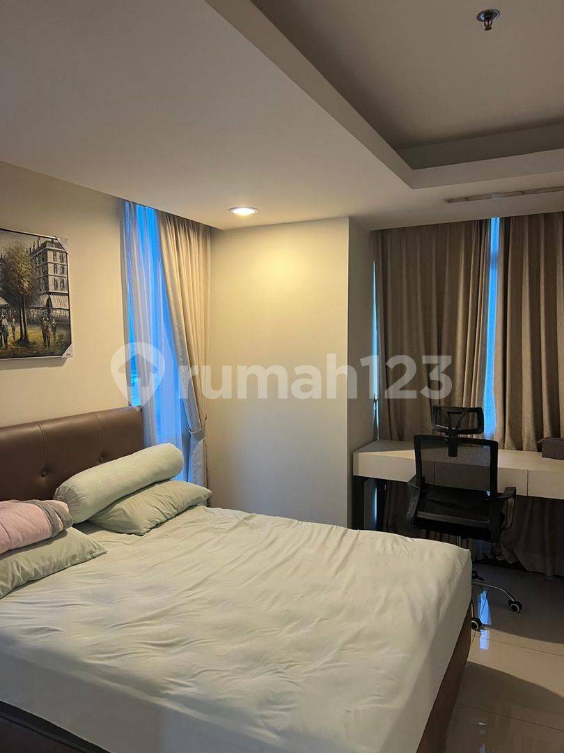Furnished 2-Bedroom Apartment with Modern Interior