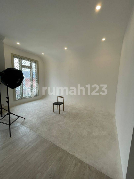 Spacious 3+1 Bedroom House in Kembangan Baru