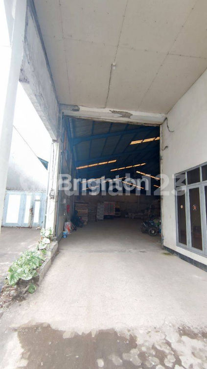 Spacious Industrial Warehouse for Rent in Singosari