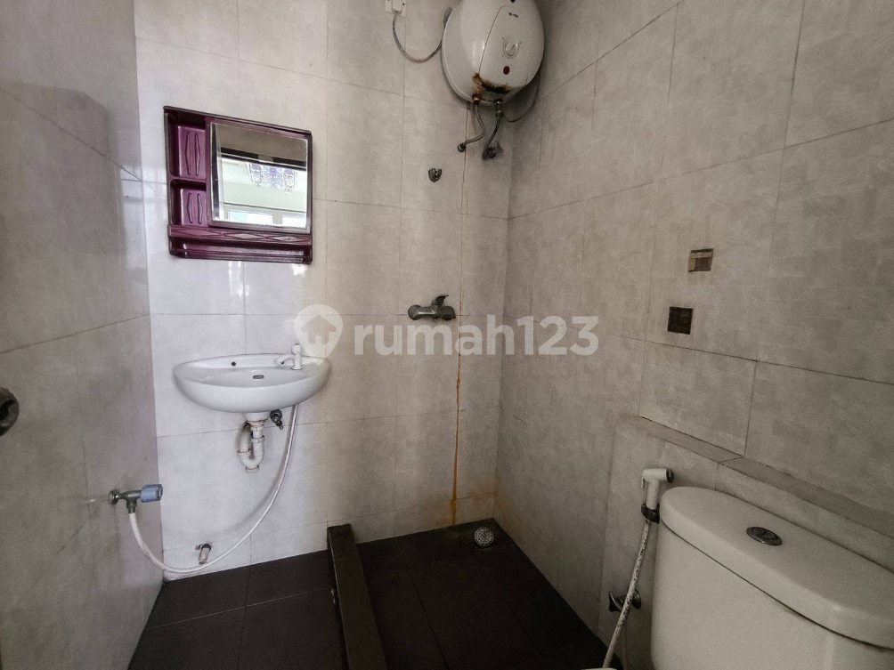 Strategic Kemayoran Apartment with City Views