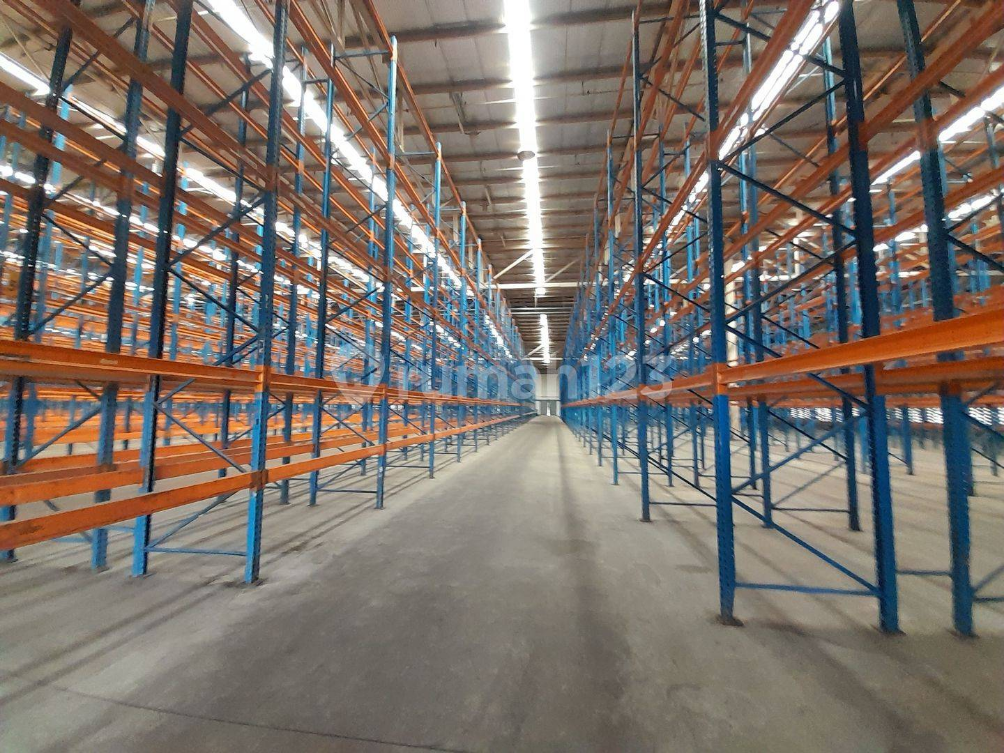 Large Industrial Warehouse with Modern Storage Systems