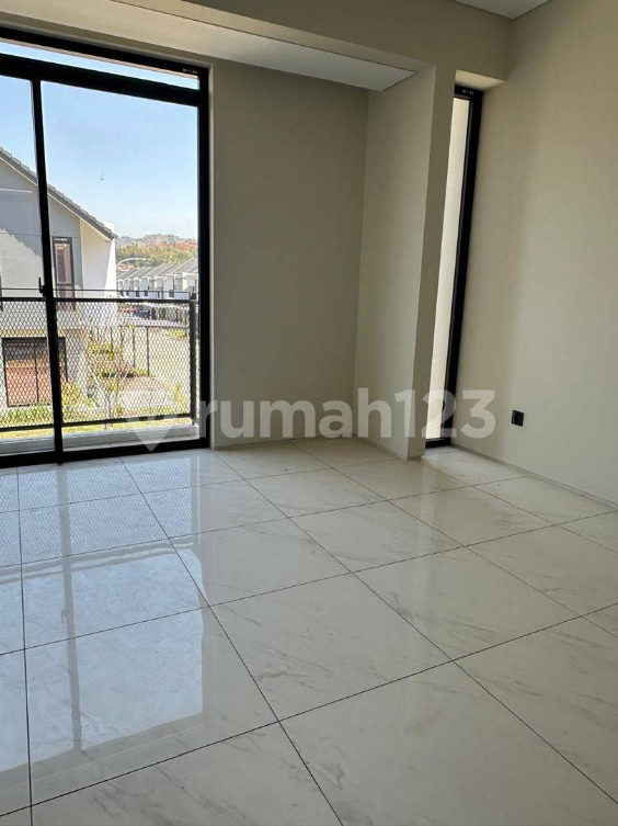 Modern 3-Bedroom House in Kota Baru Parahyangan
