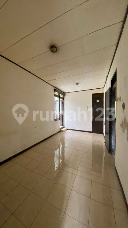 Strategic Location Office Space with Garden View