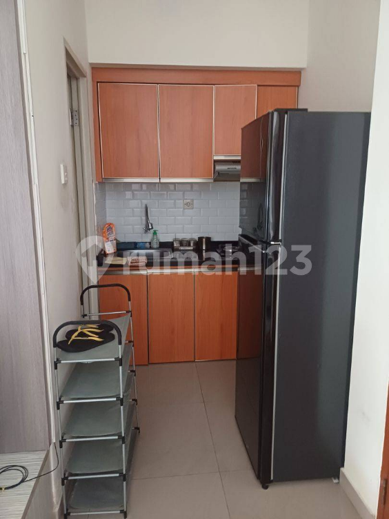 Renovated Furnished Apartment with Modern Kitchen