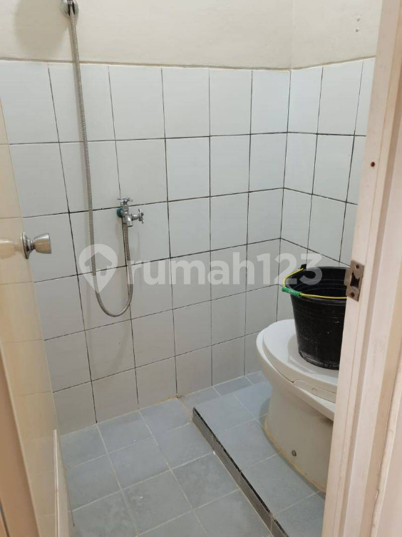 Renovated 1 Bedroom House with Garage