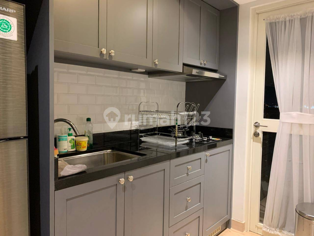 Modern Furnished 1-Bedroom Apartment in Kensington