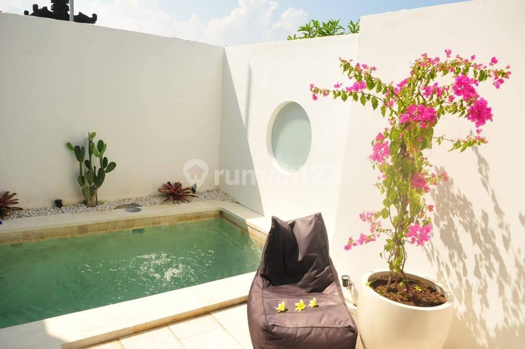 Modern 1-Bedroom Villa with Private Pool
