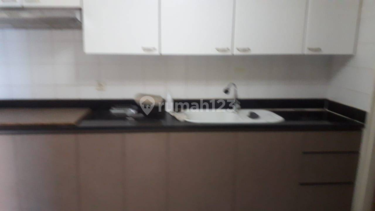 Furnished 3-Bedroom Apartment Near CBD Puri Indah
