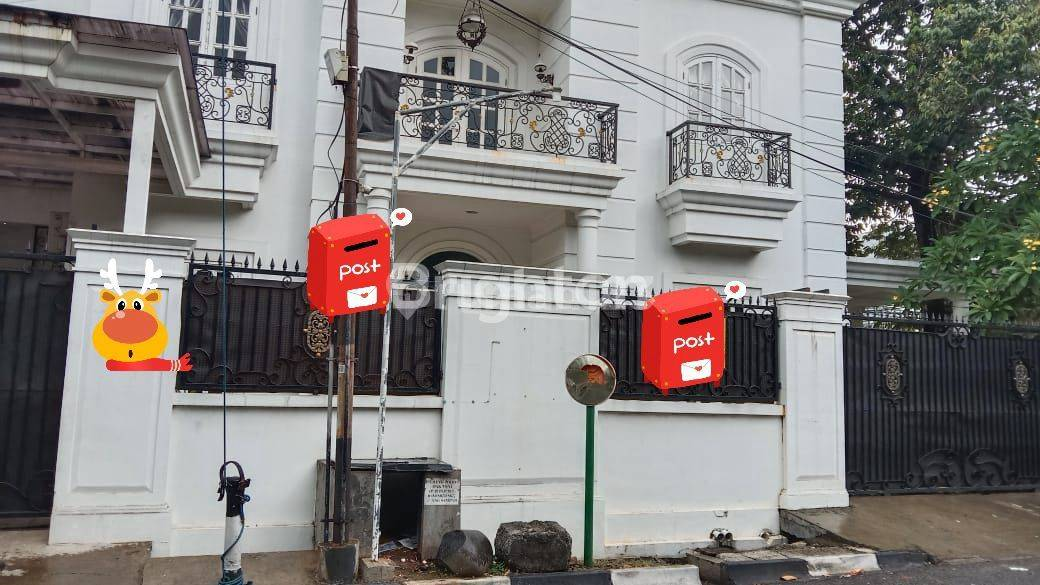 Luxurious House Near PIM Mall with Security