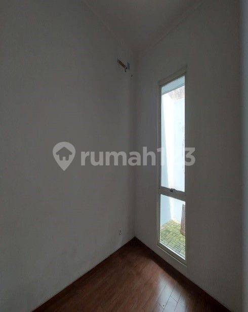 Modern 2-Story House with 4 Bedrooms in Alam Sutera
