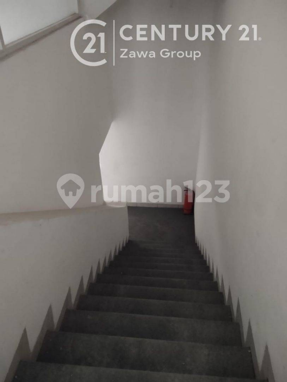 Ruko Pinggir Jalan Tomang Jakarta Barat