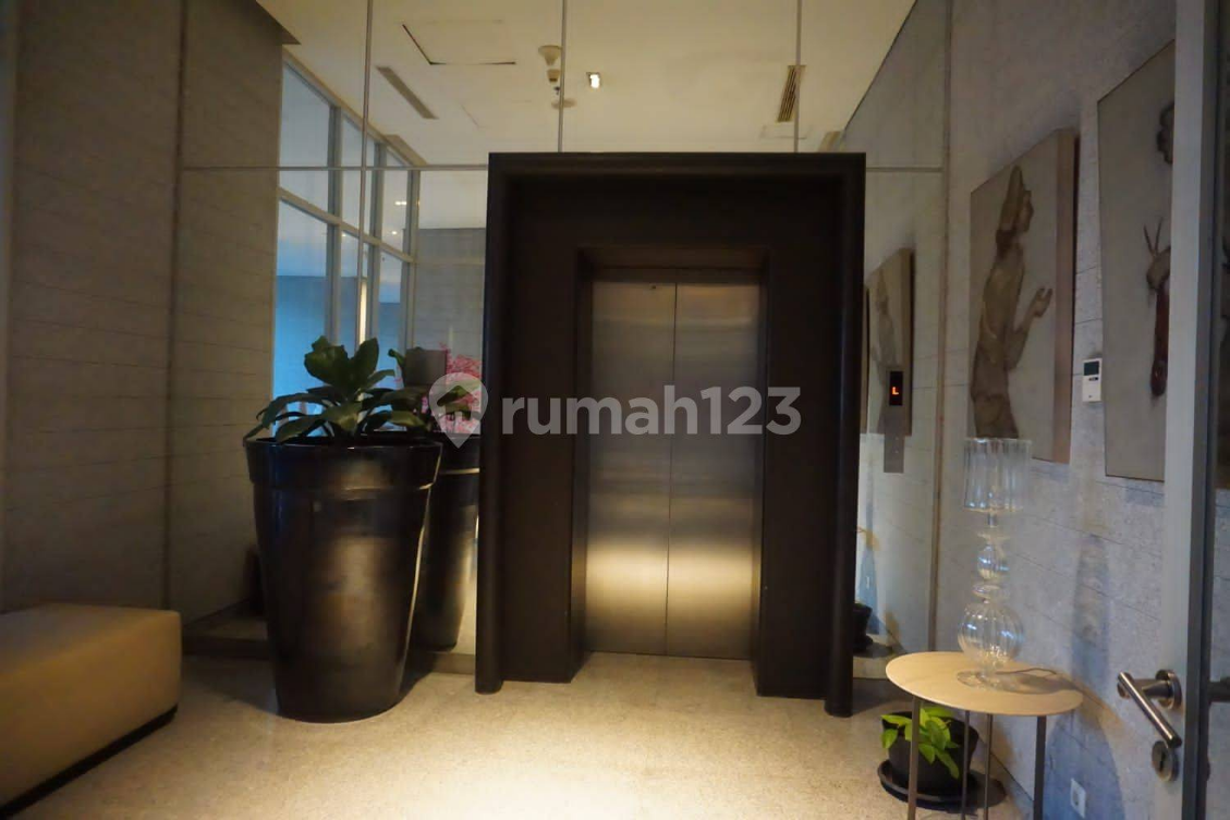 Luxury Apartment in Kemang with Complete Facilities