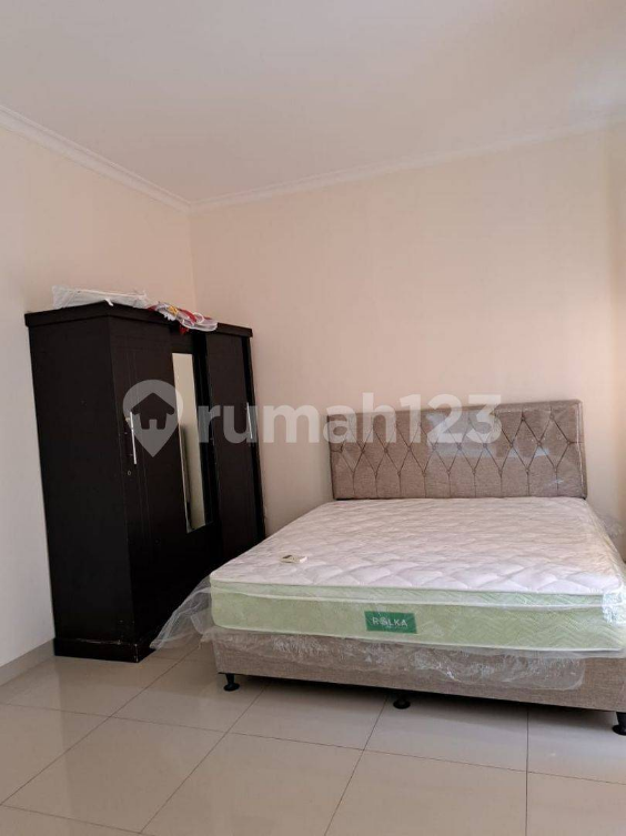 Semi-furnished 2-Story PIK House with 5 Bedrooms