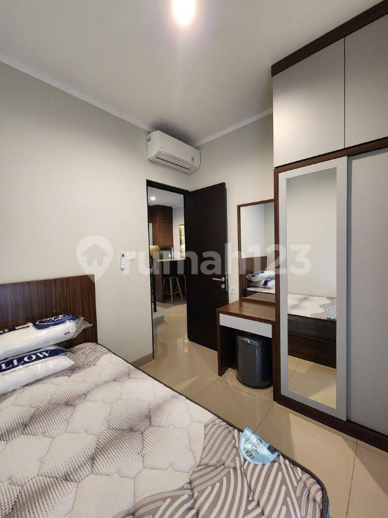 Modern Townhouse in Summarecon Bekasi