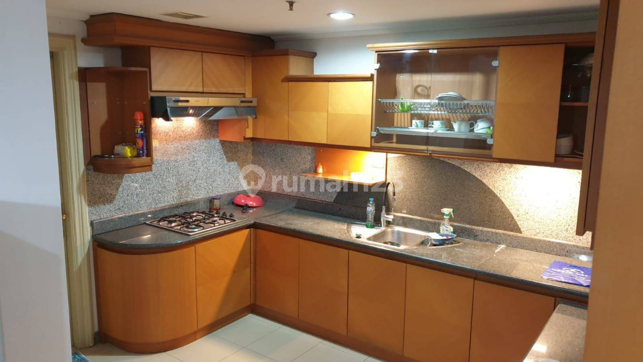 Furnished 2-Bedroom Apartment with City View