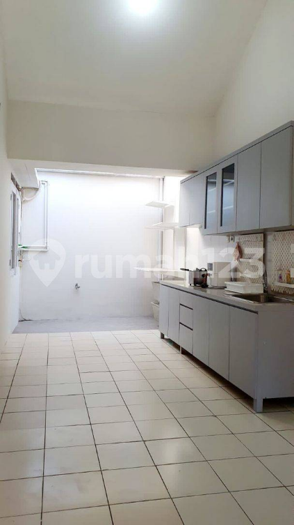 Minimalist 2-Bedroom House Near IKEA Mall