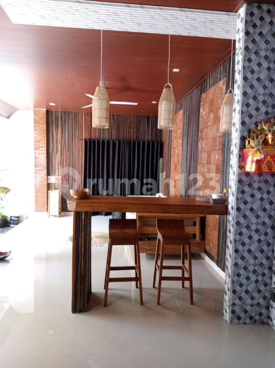 Designer 2BR Villa with Garden and Bar