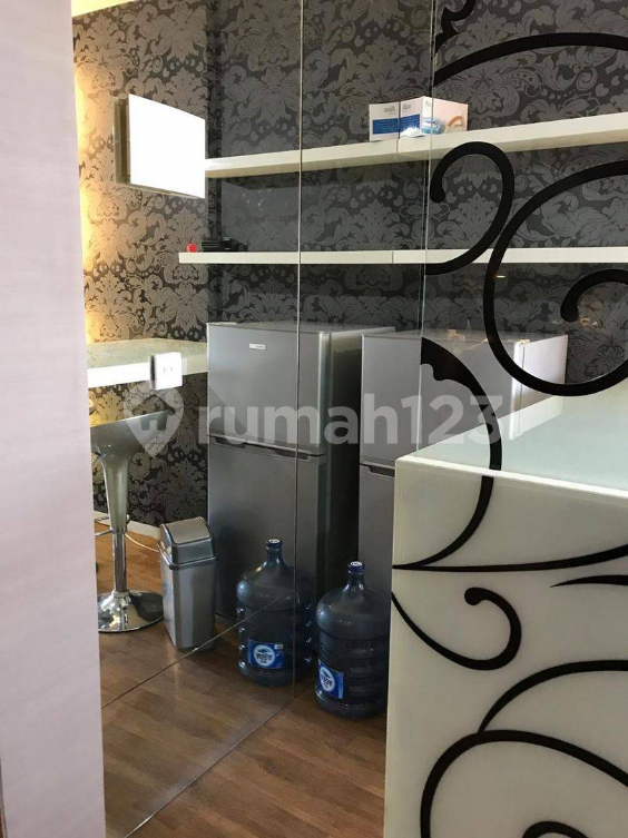 Modern 2BR Furnished Apartment with Stylish Kitchen