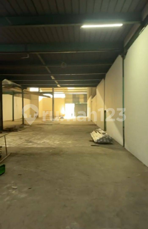 Large Industrial Warehouse with Mezzanine in Jakarta